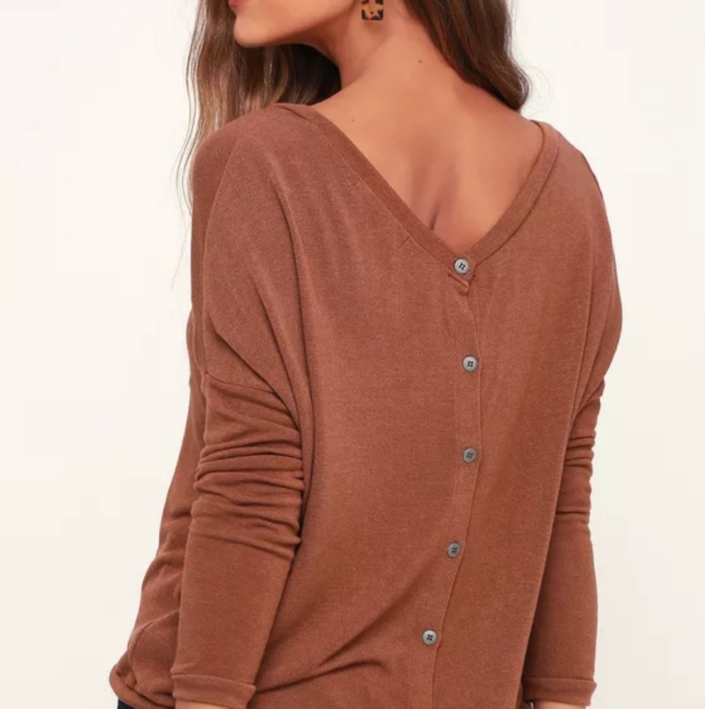 NWOT button-back cardigan sweater